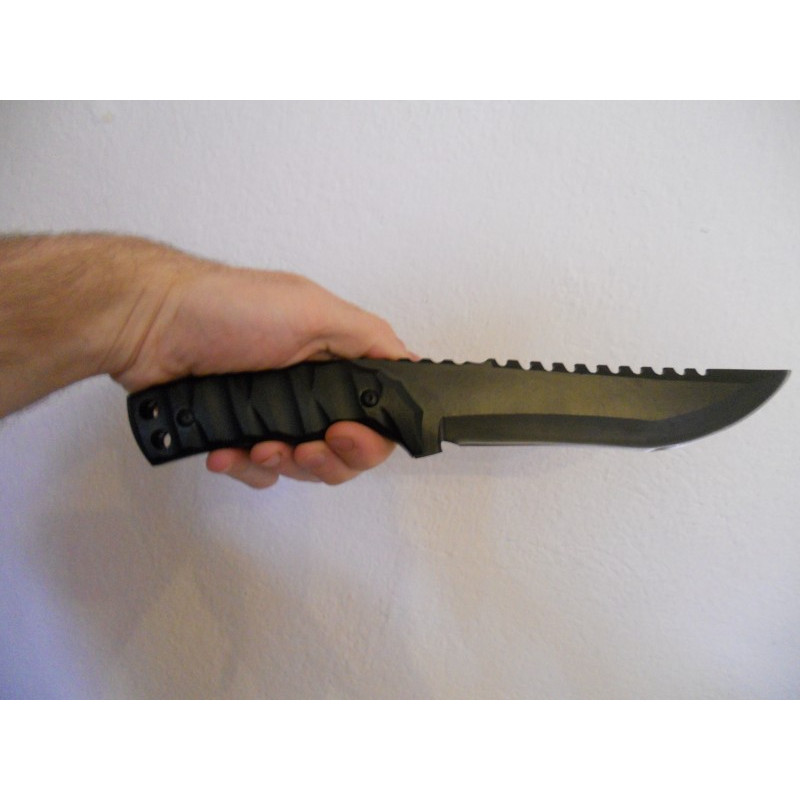 Масивен нож, 31 см, военен профил